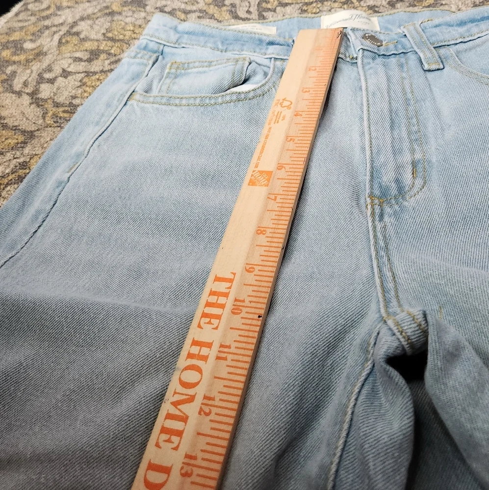 Women's High Rise Flare Jeans - Light Wash Denim - Universal Threads - 6L - Picture 14 of 16